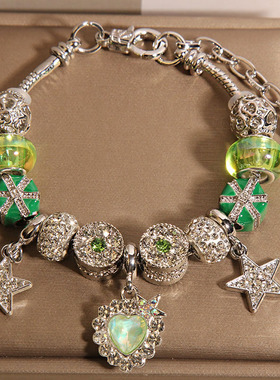 韩版小清新手链女轻奢小众绿色琉璃珠五角星爱心吊坠精致手串手环