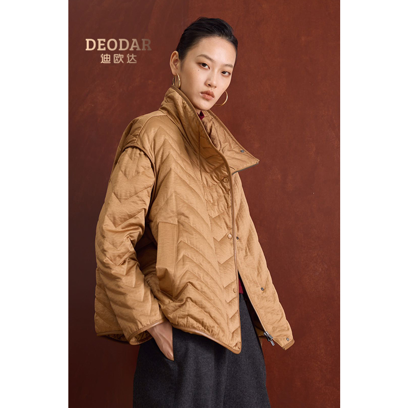 迪欧达轻奢高端鹅绒服女短款2025冬季新款90白鹅绒保暖羽绒服外套