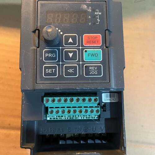 可维修AC60E-S2-R75G 伟创变频器，的，测试包好，有议价