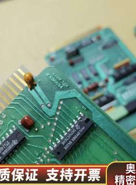 绿色PCB电路板，插槽接口。型号是PRI 板卡REV D.询价