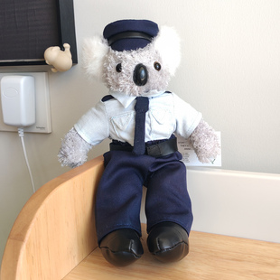 澳大利亚考拉毛绒玩具无尾熊树袋熊公仔玩偶娃娃礼物穿警察服帽子