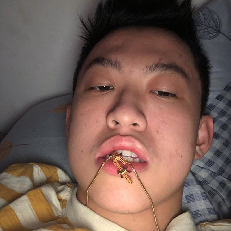 美式hiphop项链rich brian七哥圣诞节糖果拐杖88rising88升说唱