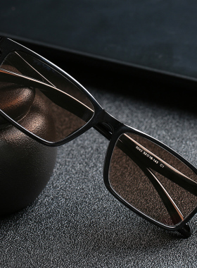 天然水晶时尚风黑框抗疲劳太阳镜