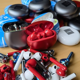 全新华为FreeBuds 4/4e充电宝左耳右耳单只耳机仓红色银色白色