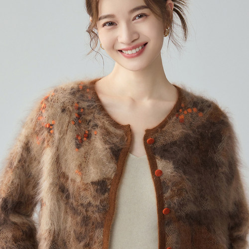 100%山羊绒V领纽扣女开衫