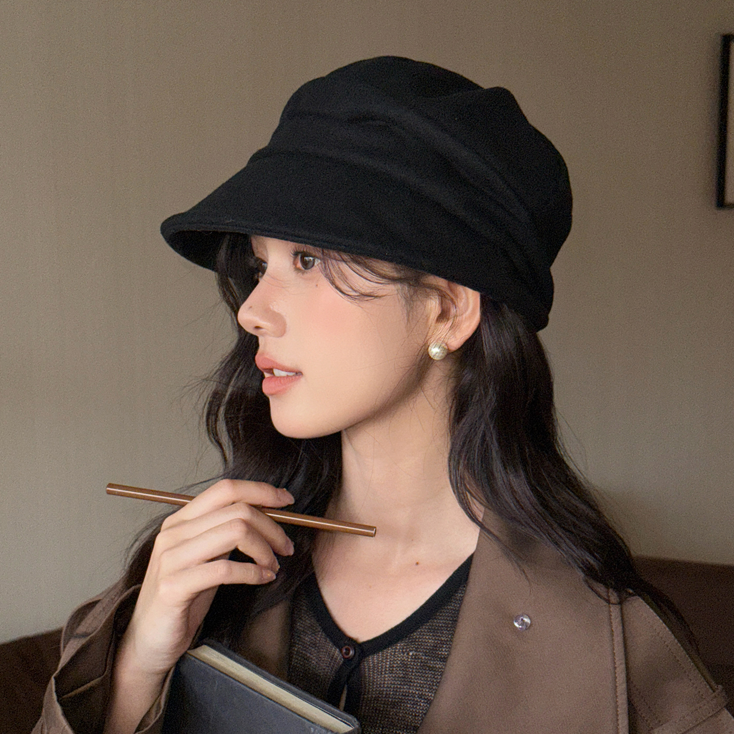 林小橘纯色羊毛渔夫帽大帽檐显瘦