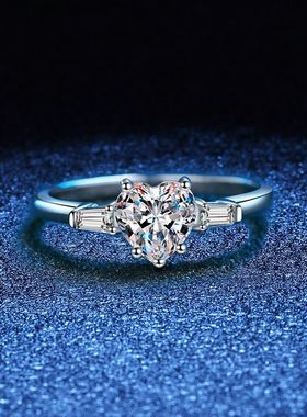 s925纯银指环女高端爱心求婚钻戒D色莫桑石 排戒婚戒莫桑钻戒指