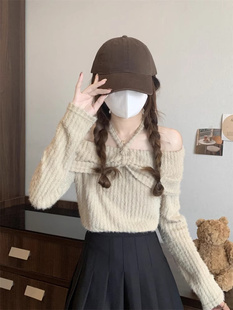 辣妹挂脖一字领露肩毛衣女装秋冬2026年新款长袖针织衫纯欲风上衣