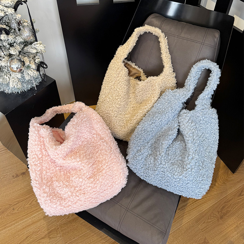 秋冬新款包包时尚大容量百搭托特包小众设计潮流个性,箱包皮具/热销女包/男包,时尚帆布包,淘宝优惠券,粉丝福利购,淘宝优惠卷