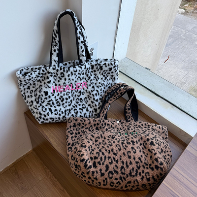 秋冬新款羊羔毛豹纹包大版托特包时尚百搭款上班通勤包包女