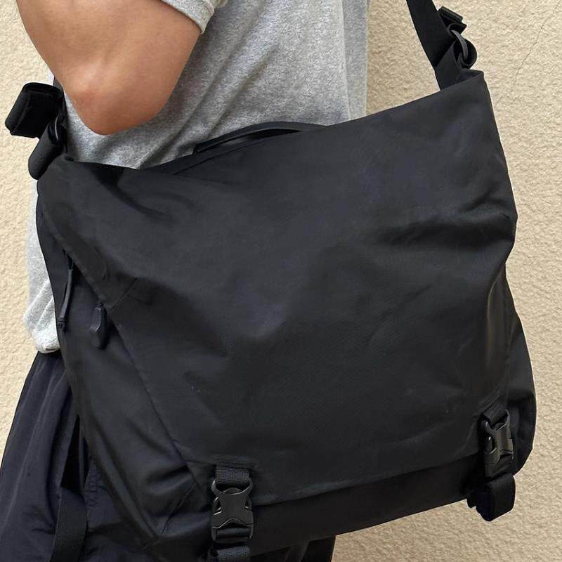 军鸟邮差挎包改小13升Leaf courier bag忠实复刻压胶高频fidlock