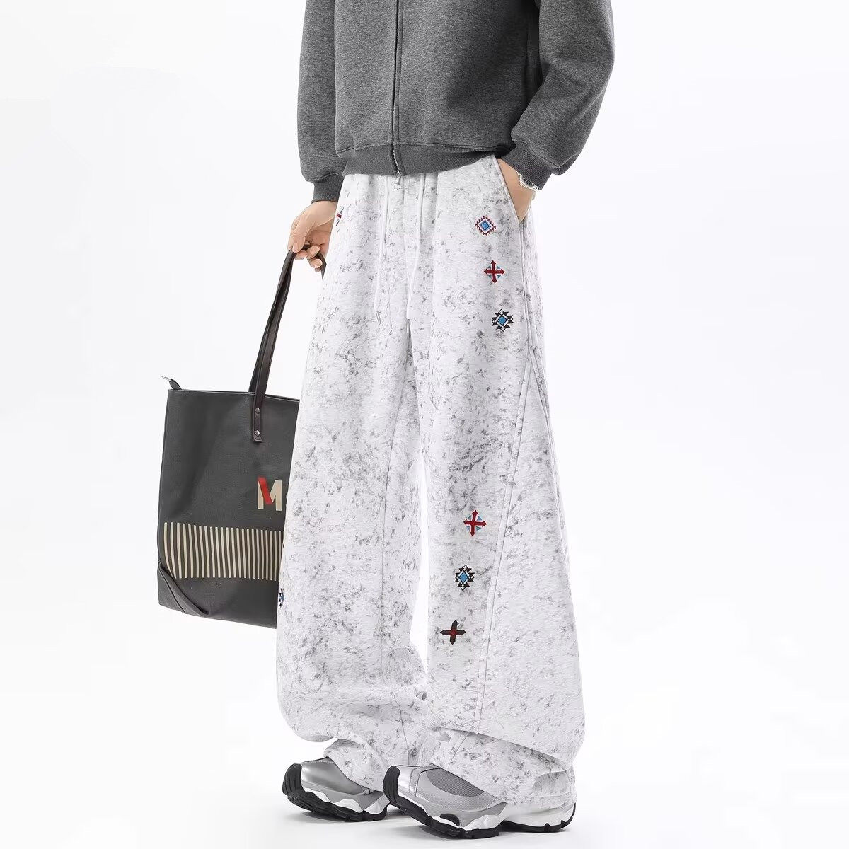 美式高街扎染刺绣裤子男款春秋微喇弯刀卫裤健身运动直筒休闲长裤