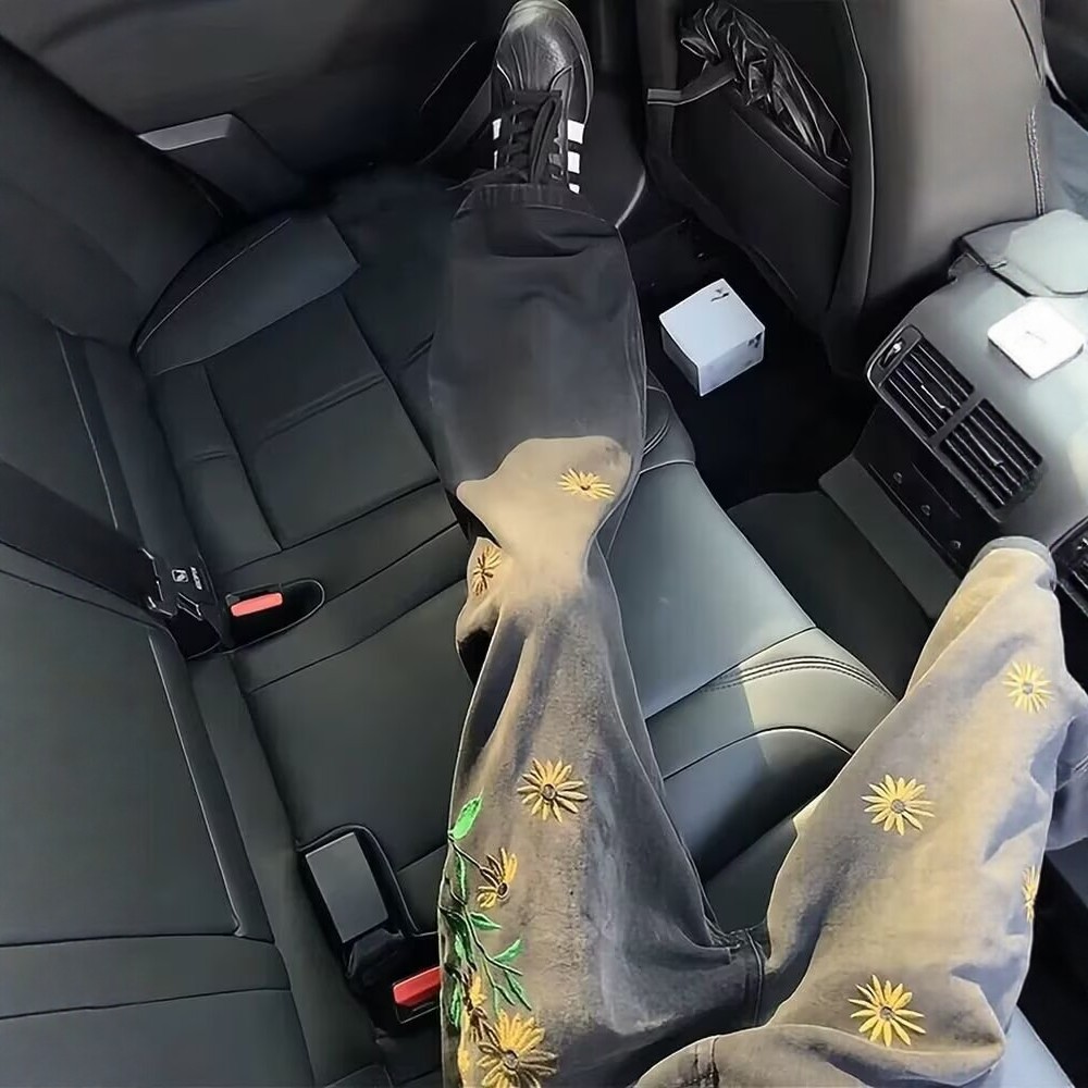 美式花朵刺绣牛仔裤男款秋季水洗做旧小众设计感高街直筒微喇裤子