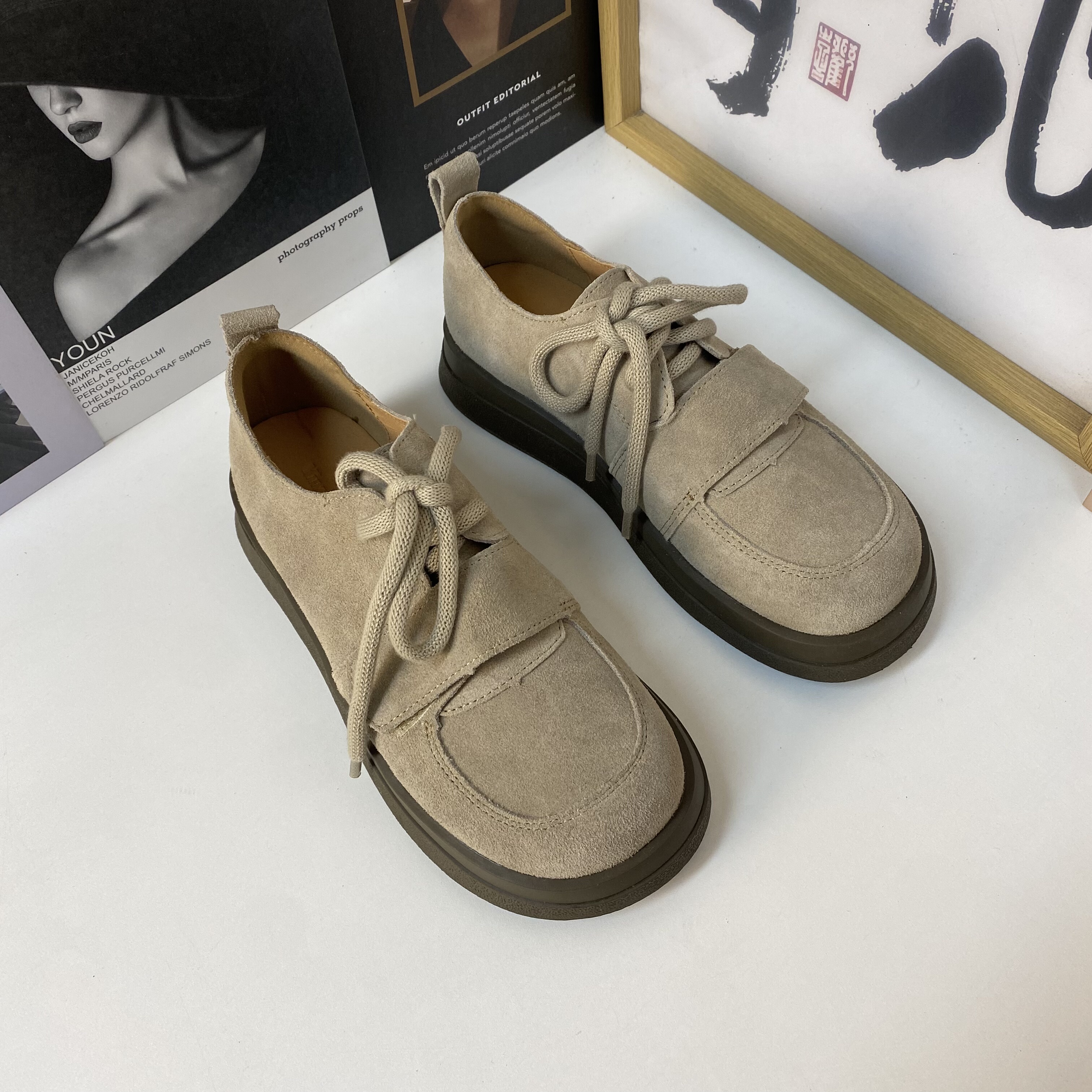 36码厚底复古博肯磨砂皮魔术贴单鞋女2025新款系带小皮鞋外穿钓