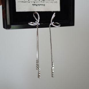 LUORORMIN 桃茶 蝴蝶流苏蚊香盘耳夹 法式长款无耳洞耳夹女