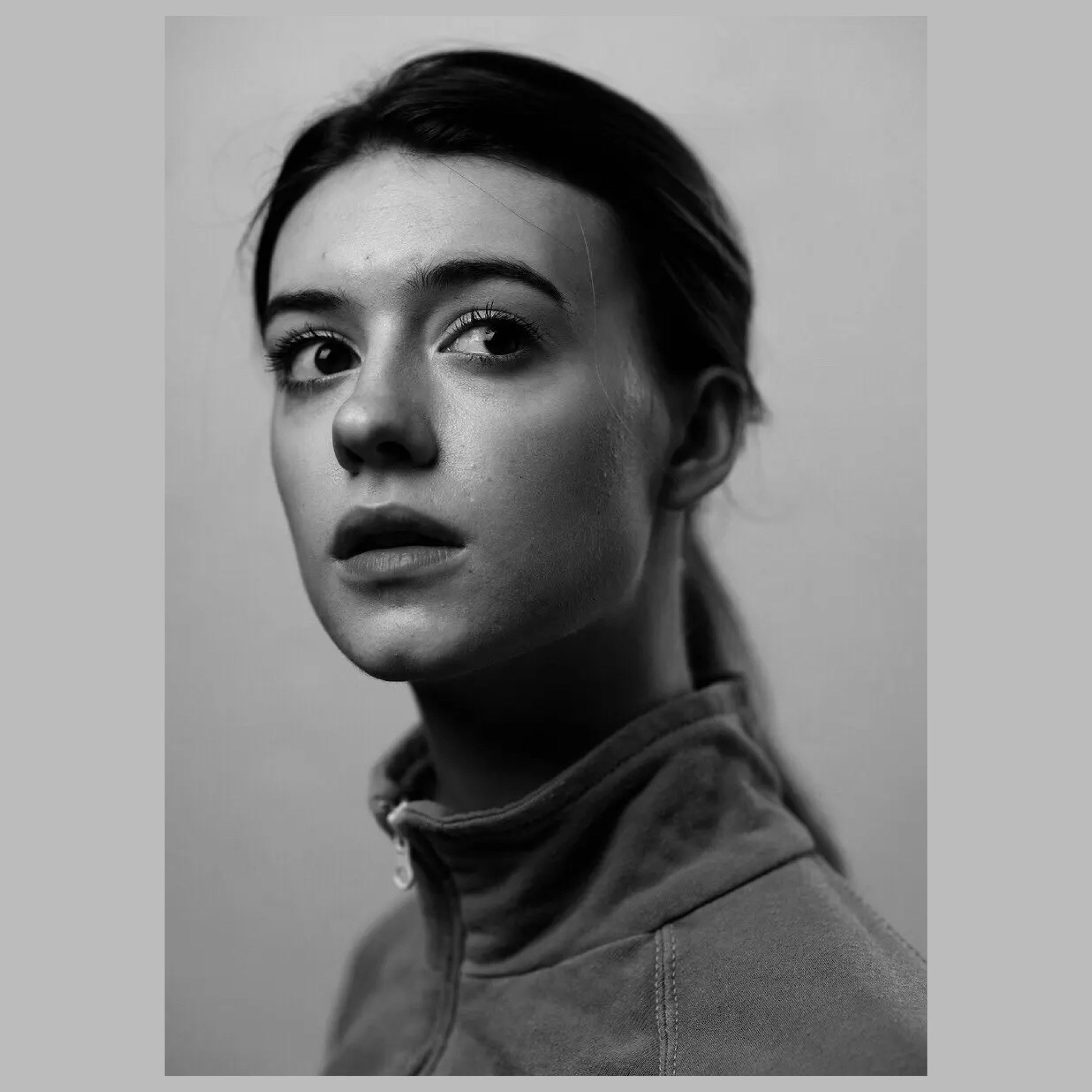 黛西·埃德加-琼斯&塞巴斯蒂安·斯坦/电影海报/新鲜装饰画正常人