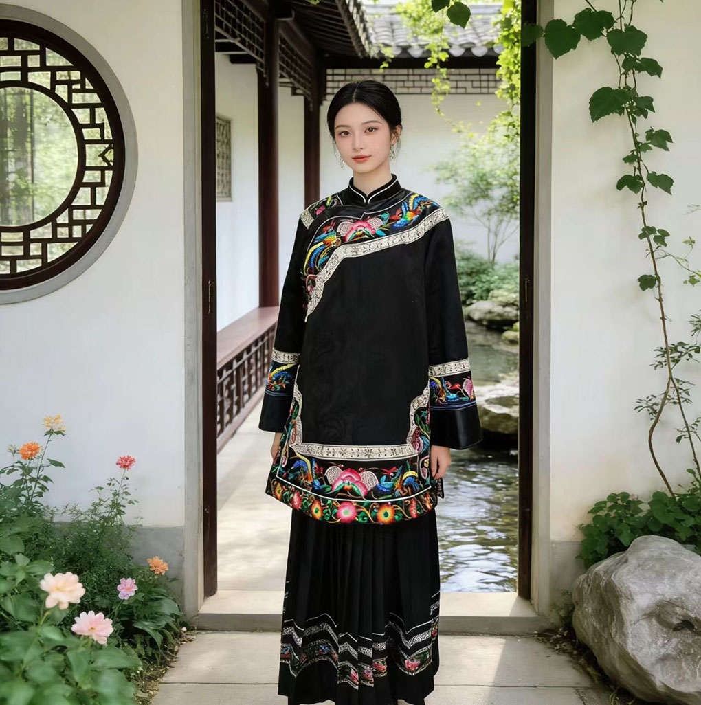 彝族刺绣套装女黑色改良盛装