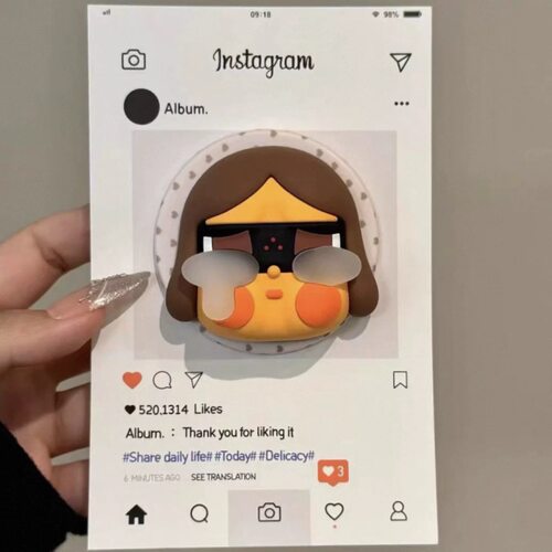 可爱立体黑皮哭娃头像磁吸支架适用MagSafe手机强力吸附桌面懒人