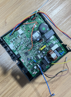 适用格力空调电器盒01403000174变频30138000231主板