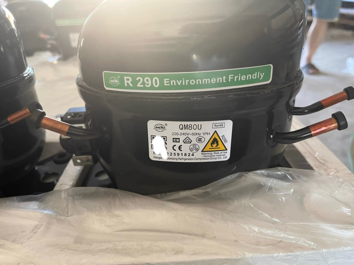 万胜全新QM46UQM61UQM80UQM50U70U商用冰箱压缩机冰柜压缩机R290