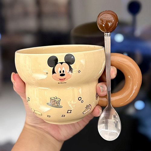 迪士尼陶瓷马克杯设计感小众家用女生喝水杯子可爱早餐麦片咖啡杯