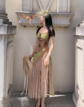 仙子狗尾巴花荼蘼显白拼接重工吊带蕾丝下摆解构油画禁止机洗