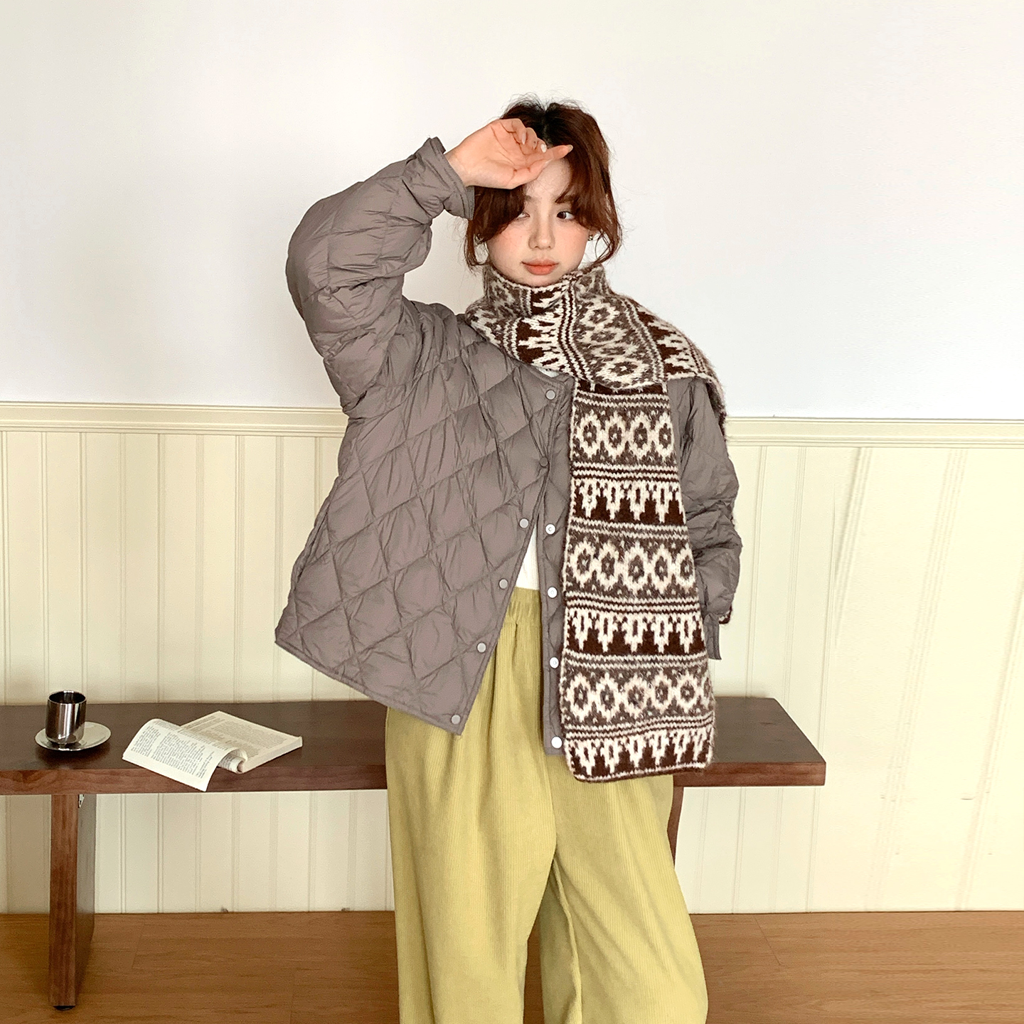 CRISP日系穿搭菱格短款轻薄羽绒服绗缝圆领羽绒外套2025冬季新款