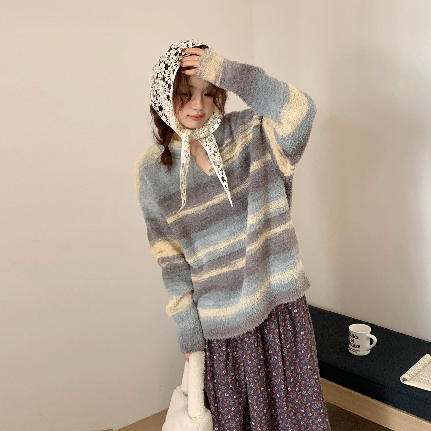 CRISP日系穿搭渐变V领套头针织衫女独特漂亮内搭毛衣2025秋冬新款