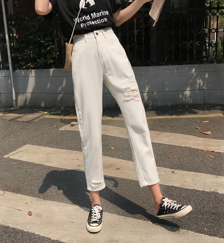 Real price: Spring 2020 new white baggy pants with nine holes