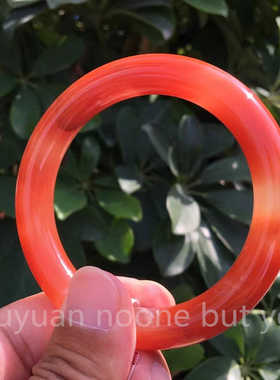 细圆条女款贵妃镯冰种玉石