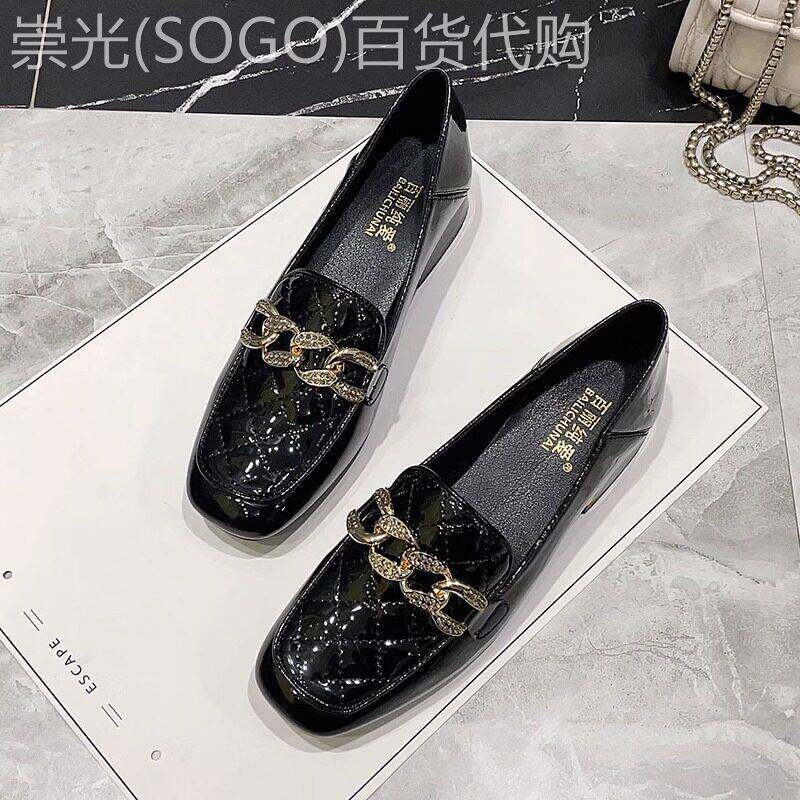 真皮漆皮单鞋女春秋季2025新款粗跟大码乐福鞋子小香风低跟豆豆鞋