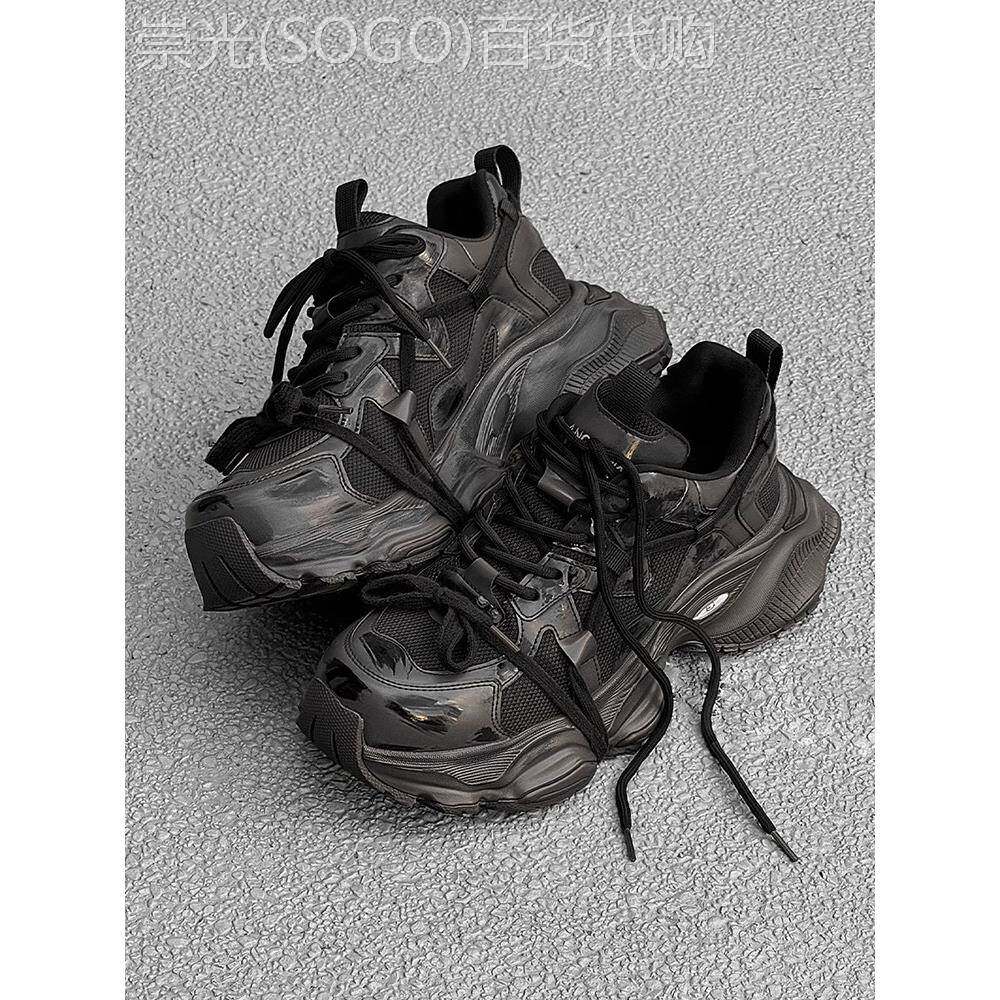 时尚品牌夏季男士休闲运动鞋,透气网眼鞋,多用途,增高和减压,