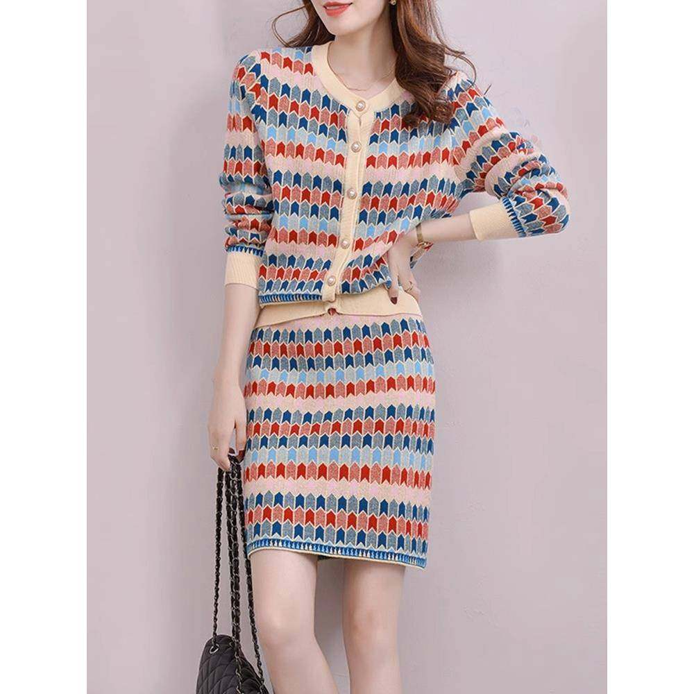 欧洲站秋冬新款时髦花色针织小外套半身裙子减龄有女人味的套装裙