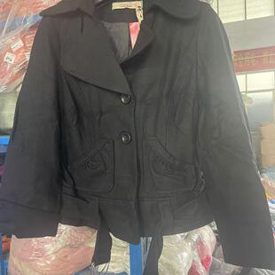 杂款毛呢外套随机发   款式颜色随机发 都是长袖