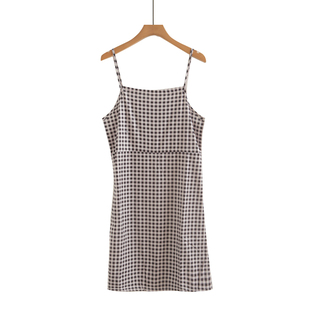 2025夏季女装时尚韩版复古拼色格纹一字领口高腰显瘦无袖吊带裙