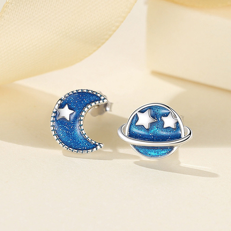 新款小众蓝色星球月亮五角星耳钉高级感简约星月轻奢小众设计耳饰
