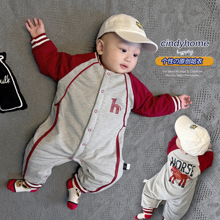 新款 潮酷婴儿连体衣棒球风拼色哈衣宝宝爬服