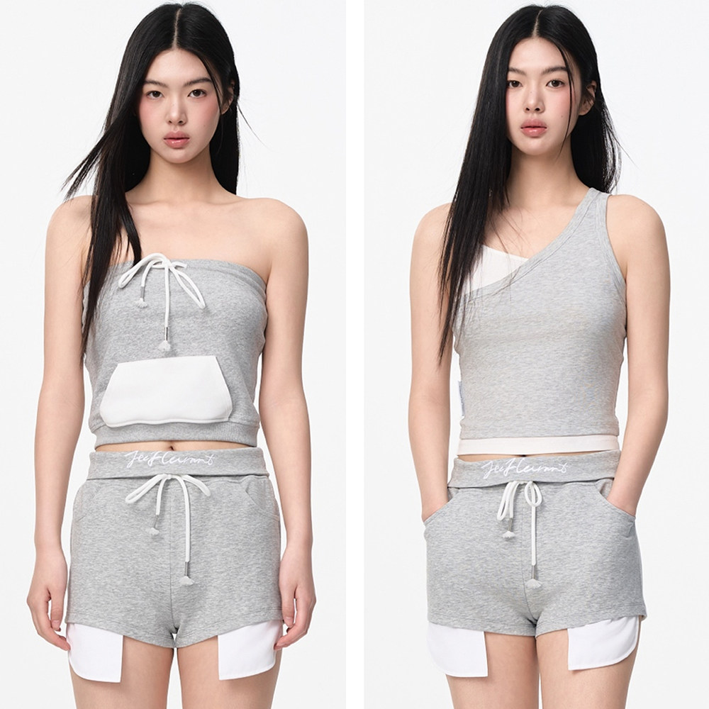 灰色洋气小上衣刺绣LOGO斜肩女装图片