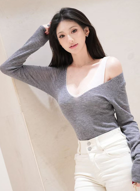 LOOSINGWHITE设计师品牌24秋冬新款分层真两件撞色V领纯羊毛衫女