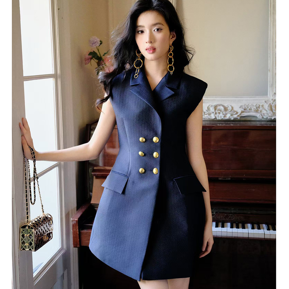 潮流洋气西装领显身材遮臀长马甲