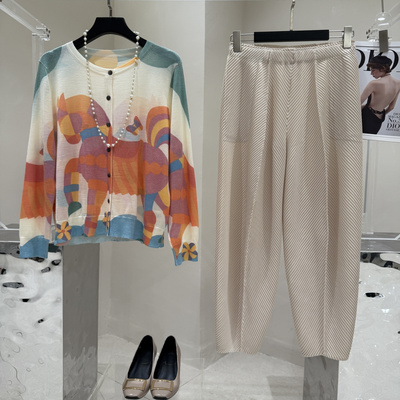 2025新款女春秋羊毛衫中年妈妈洋气薄款针织开衫外套端庄大气套装