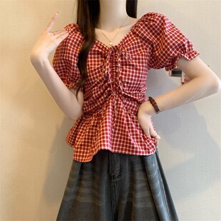 红色v领格子泡泡袖衬衫女款夏季薄款系带小众别致设计感收腰上衣