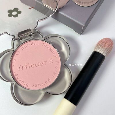 巨nun蜜桃腮红！低饱和灰