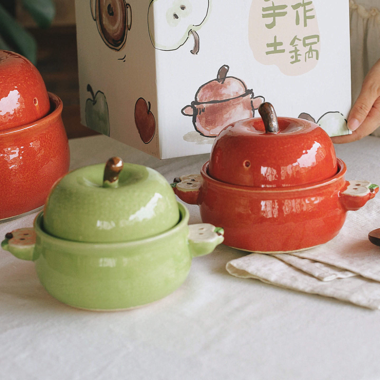 可爱苹果造型带盖子汤锅可明火