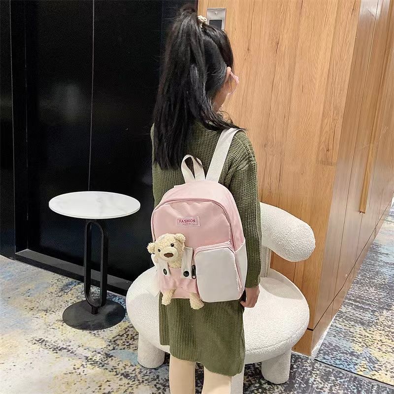 幼儿园儿童小书包大班3-6周岁宝宝小学生超轻护脊双肩包女孩背包