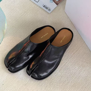 诗歌兰女鞋2026新款百搭真皮气质分趾鞋平底浅口一脚蹬休闲懒人鞋