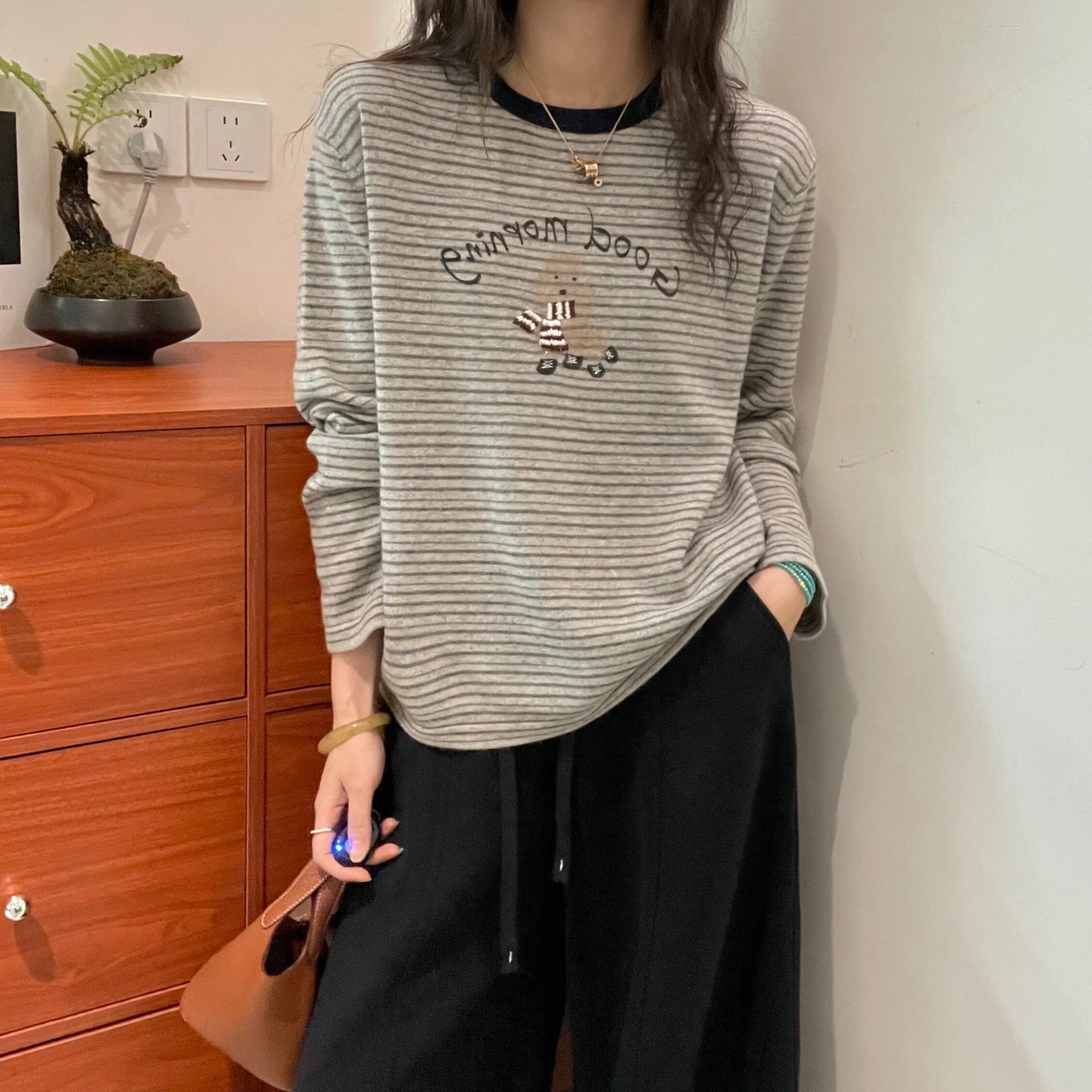 欧洲站细条纹羊绒羊毛针织衫女