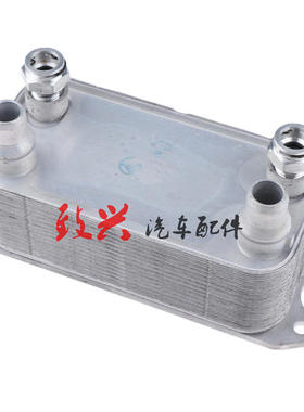 适用奔驰W204 C200 C180 C230变速箱C260波箱C300机油C280散热器L