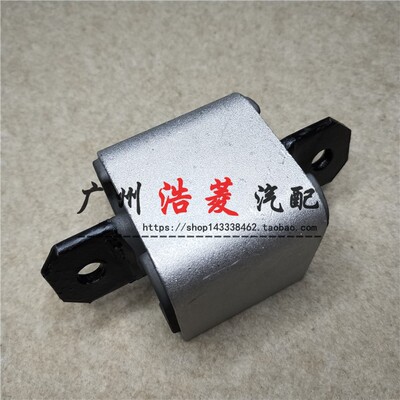 奔驰唯雅诺Viano威霆Vito发动机机脚胶W639支撑胶636机爪垫波箱胶