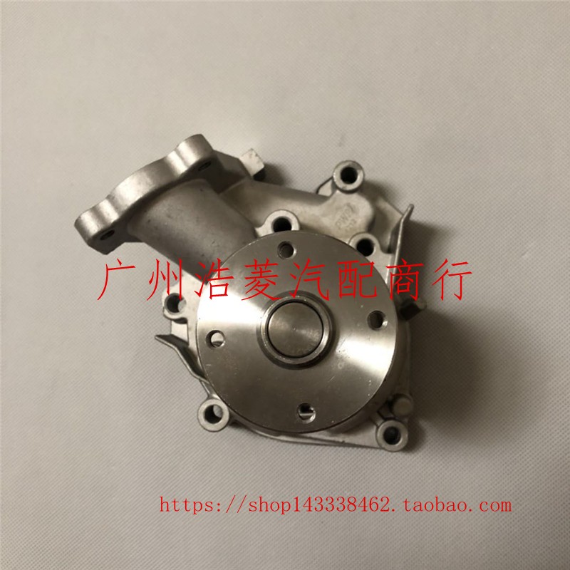三菱吉普柴油4D56 4M40发动机水泵/现代特拉卡2.5水泵总成